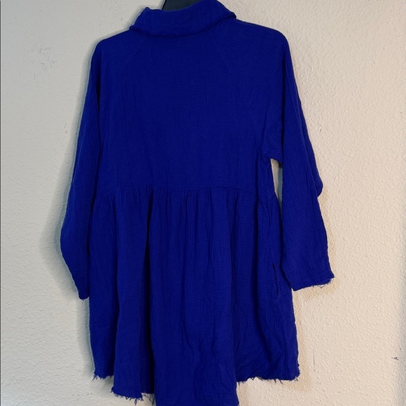 Zenana Outfitters Blue Tunic Top - Picture 3 of 3